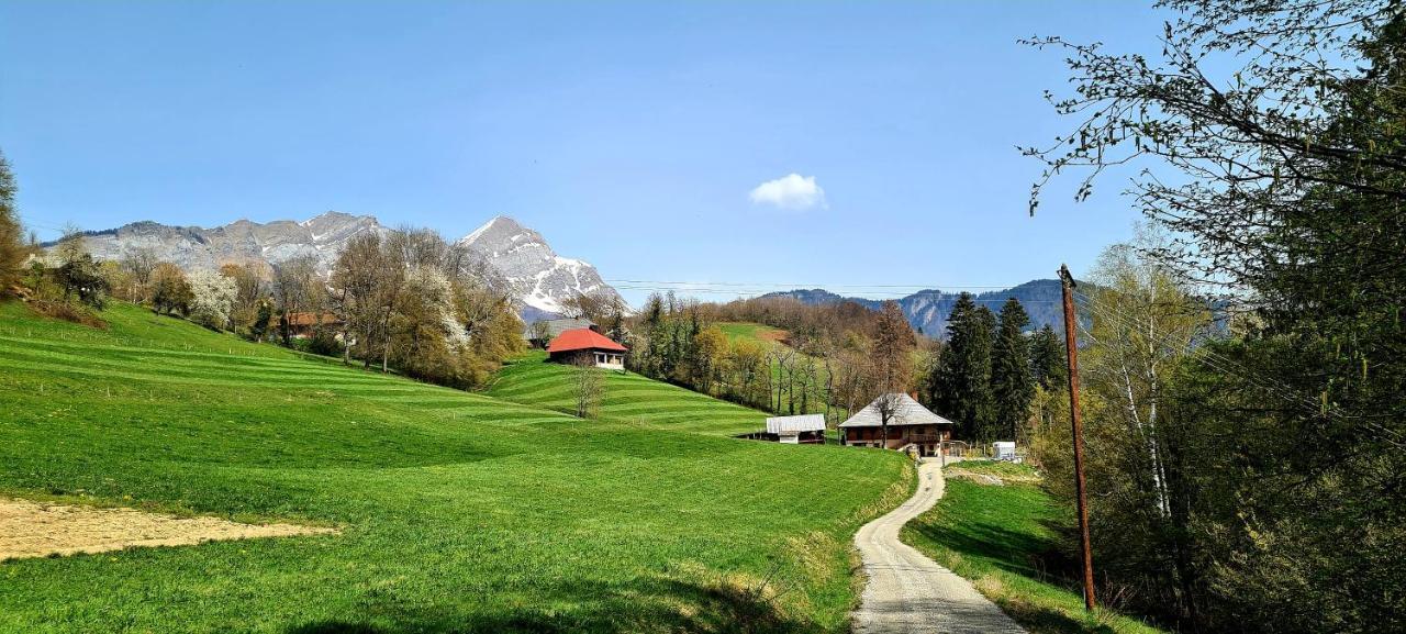 Bed and Breakfast Le Refuge Du Montagnard Marthod Exterior foto