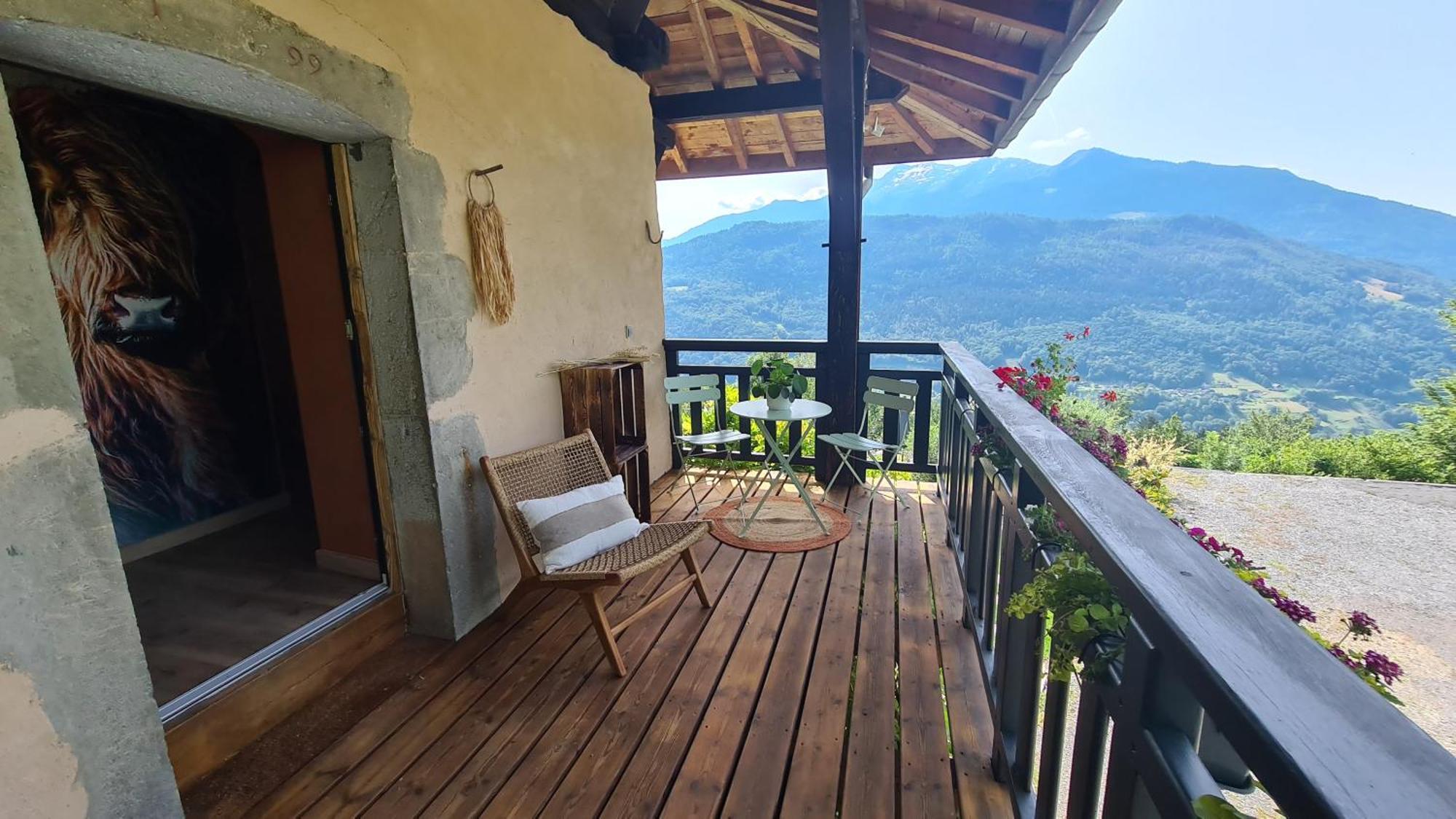 Bed and Breakfast Le Refuge Du Montagnard Marthod Exterior foto